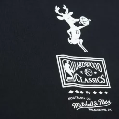 Men Mitchell & Ness T-Shirts & Tops-Big Face 7.0 Ss Tee Milwaukee Bucks