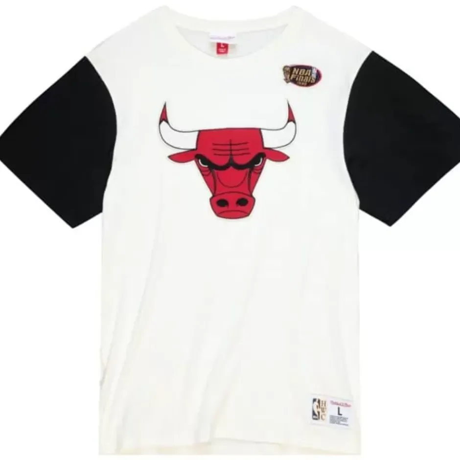 Men Mitchell & Ness T-Shirts & Tops-Color Blocked S/S Tee Chicago Bulls