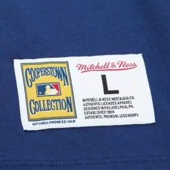 Men Mitchell & Ness T-Shirts & Tops-Color Blocked Ss Tee Philadelphia Phillies