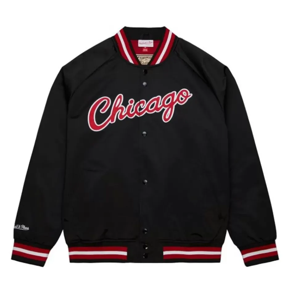 Men Mitchell & Ness Jackets & Outerwear-Double Clutch Lightweight Satin Jacket Chicago Bulls