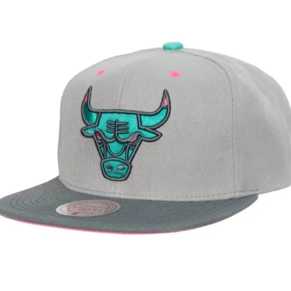 Mitchell & Ness Snapback-Grey Wolf Mags Snapback Chicago Bulls