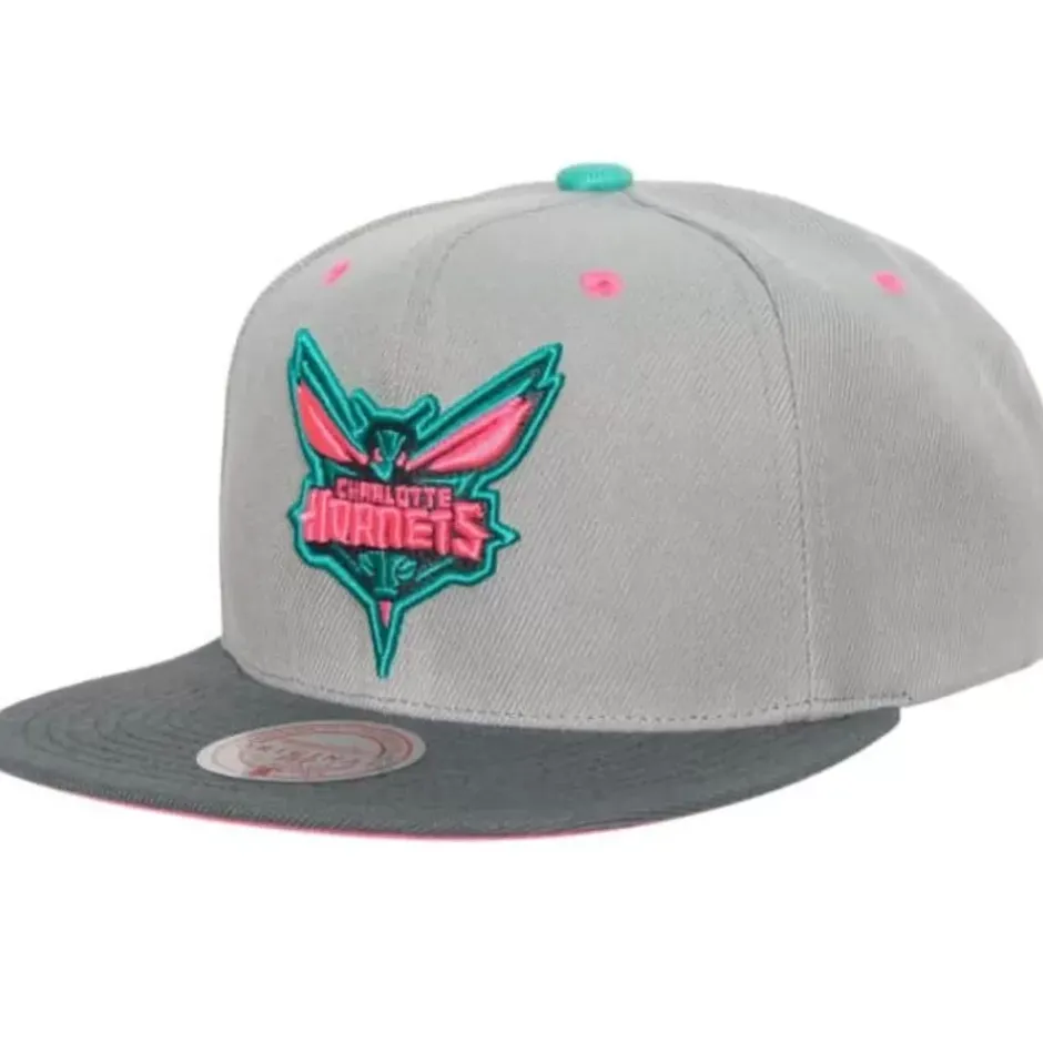Mitchell & Ness Snapback-Grey Wolf Mags Snapback Charlotte Hornets
