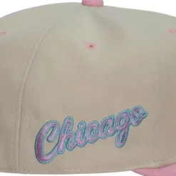 Mitchell & Ness Fitted-Hop On Fitted Chicago Bulls