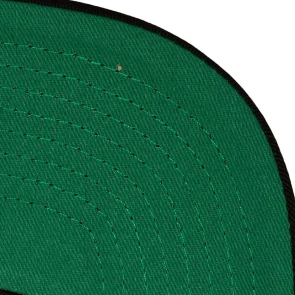 Mitchell & Ness Snapback-Hot Fire Snapback Hwc Vancouver Grizzlies