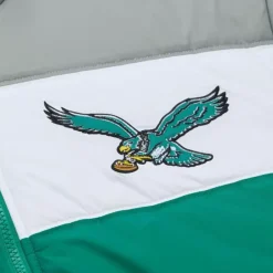 Men Mitchell & Ness Jackets & Outerwear-In The Clutch Puffer Jacket Vintage Logo Philadelphia Eagles