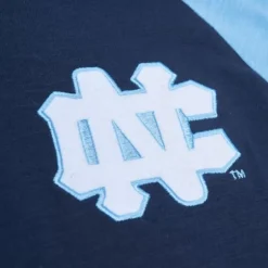 Men Mitchell & Ness T-Shirts & Tops-Legendary Slub Ls Tee University Of North Carolina