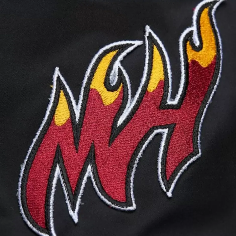 Men Mitchell & Ness Jackets & Outerwear-Lightweight Satin Bomber Vintage Logo Miami Heat