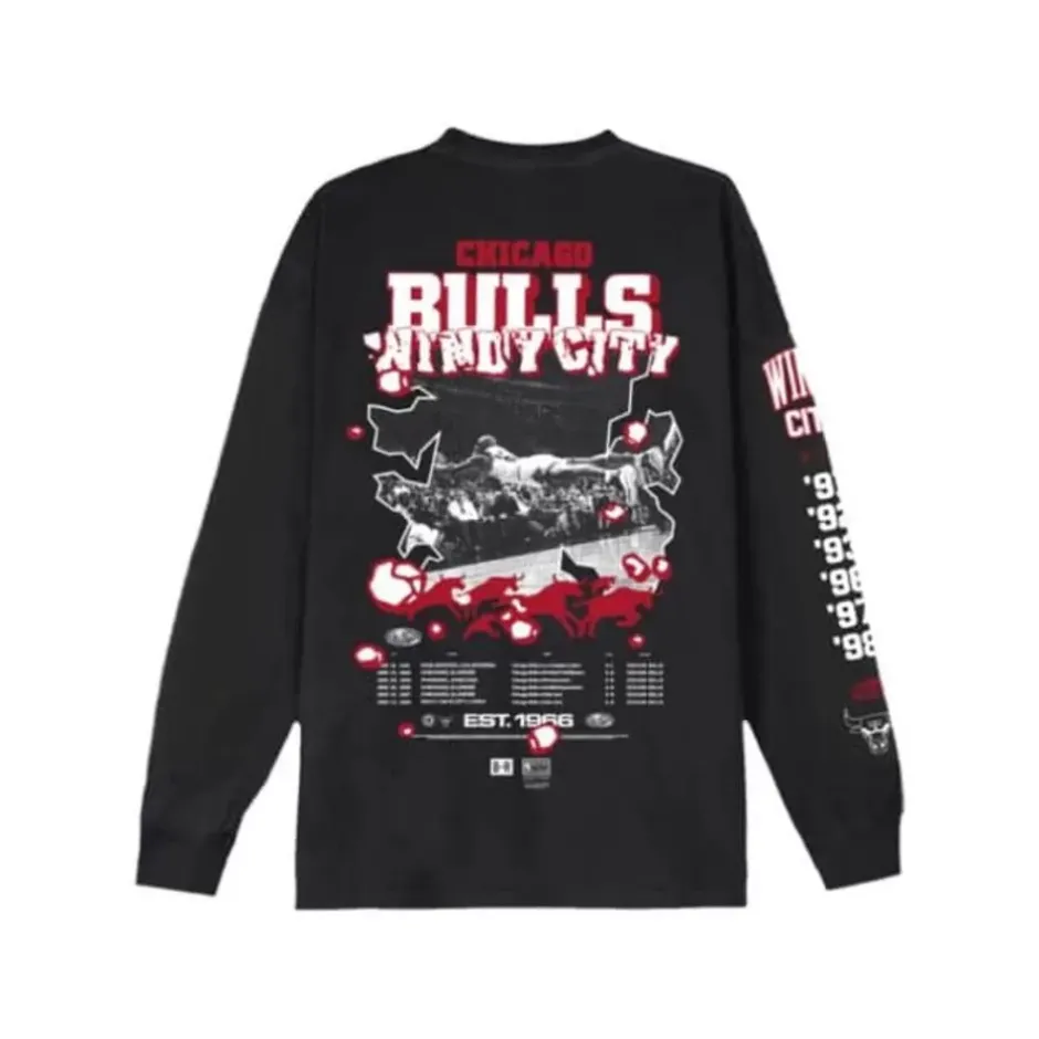 Men Mitchell & Ness T-Shirts & Tops-M&N X Br World Tour Long Sleeve Chicago Bulls