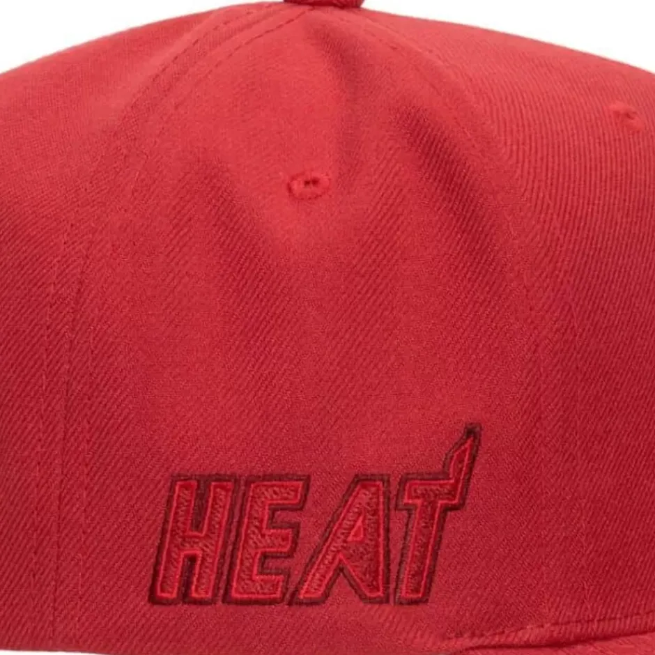 Mitchell & Ness Snapback-Monochromatic Snapback Hwc Miami Heat