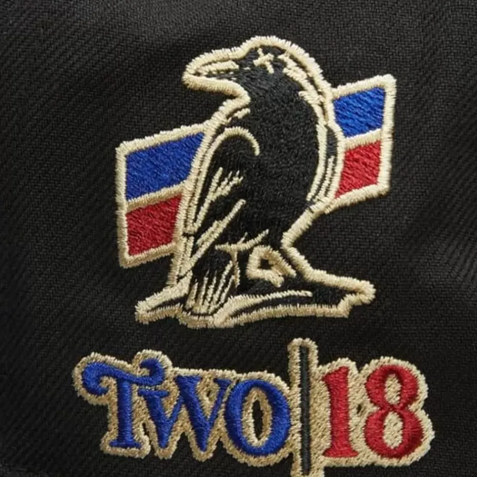 Mitchell & Ness Snapback-My Towns Two|18 Champ Snapback Hwc Detroit Pistons