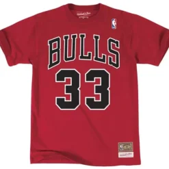 Men Mitchell & Ness T-Shirts & Tops-Name & Number Tee Chicago Bulls 1997-98 Scottie Pippen