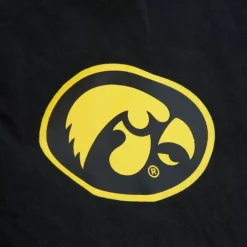 Men Mitchell & Ness Shorts-Nylon Utility Shorts University Of Iowa