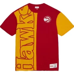 Men Mitchell & Ness T-Shirts & Tops-Play By Play 2.0 S/S Tee Atlanta Hawks