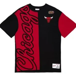 Men Mitchell & Ness T-Shirts & Tops-Play By Play 2.0 S/S Tee Chicago Bulls