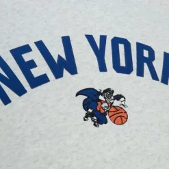 Men Mitchell & Ness Hoodies & Sweatshirts-Playoff Win 2.0 Crew Vintage New York Knicks