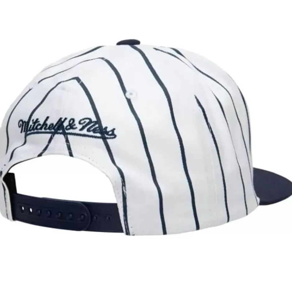 Mitchell & Ness Snapback-Retro Pinstripe Snapback University Of Michigan