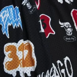 Men Mitchell & Ness Shorts-Slap Sticker Swingman Chicago Bulls 1997-98 Shorts