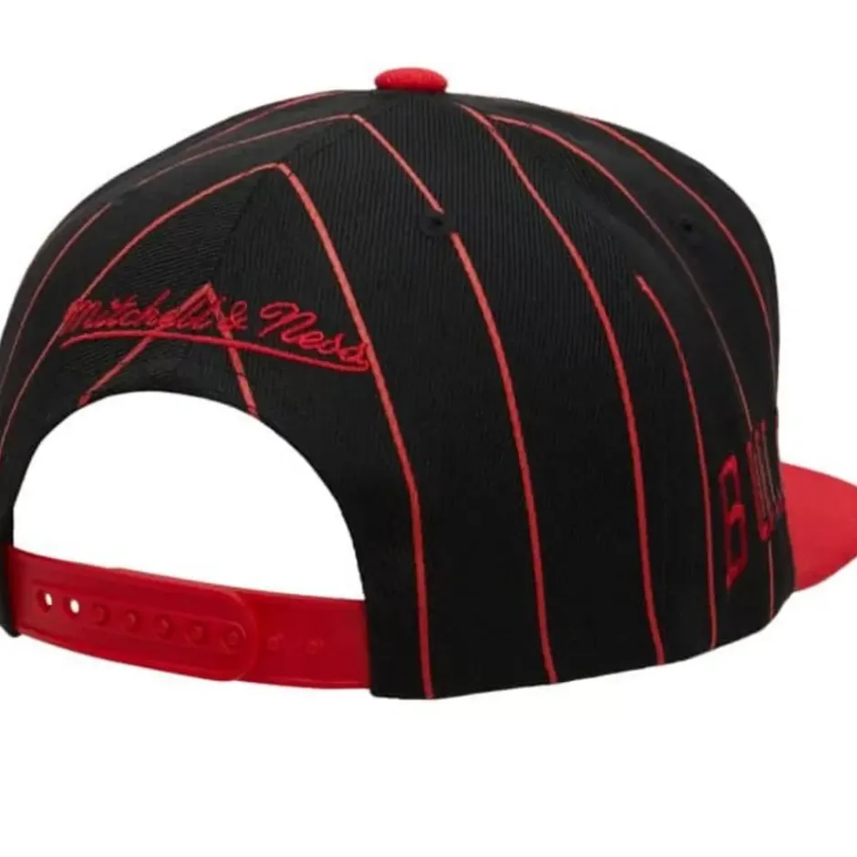 Mitchell & Ness Snapback-Team Pin Snapback Chicago Bulls