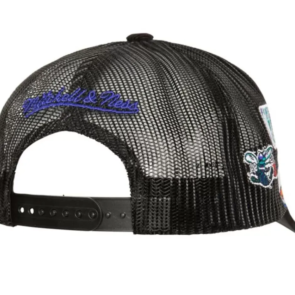 Mitchell & Ness Snapback-Times Up Trucker Hwc Charlotte Hornets
