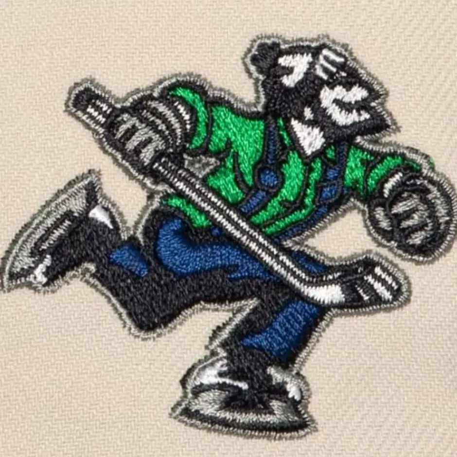 Mitchell & Ness Snapback-Vintage Cream Snapback Vancouver Canucks