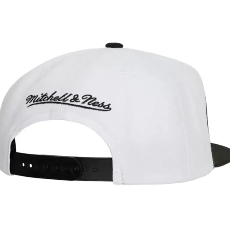 Mitchell & Ness Snapback-Vintage Sharktooth Snapback Boston Bruins