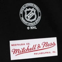 Men Mitchell & Ness T-Shirts & Tops-Winter Classic Lockup Tee Pittsburgh Penguins